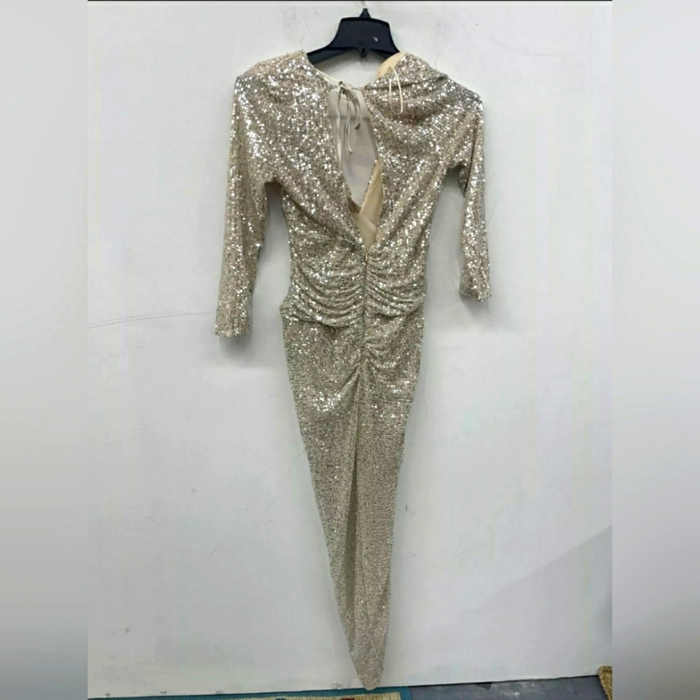 NEW La Bella Vida Gold Silver Sparkly Metallic Women’s Dress M